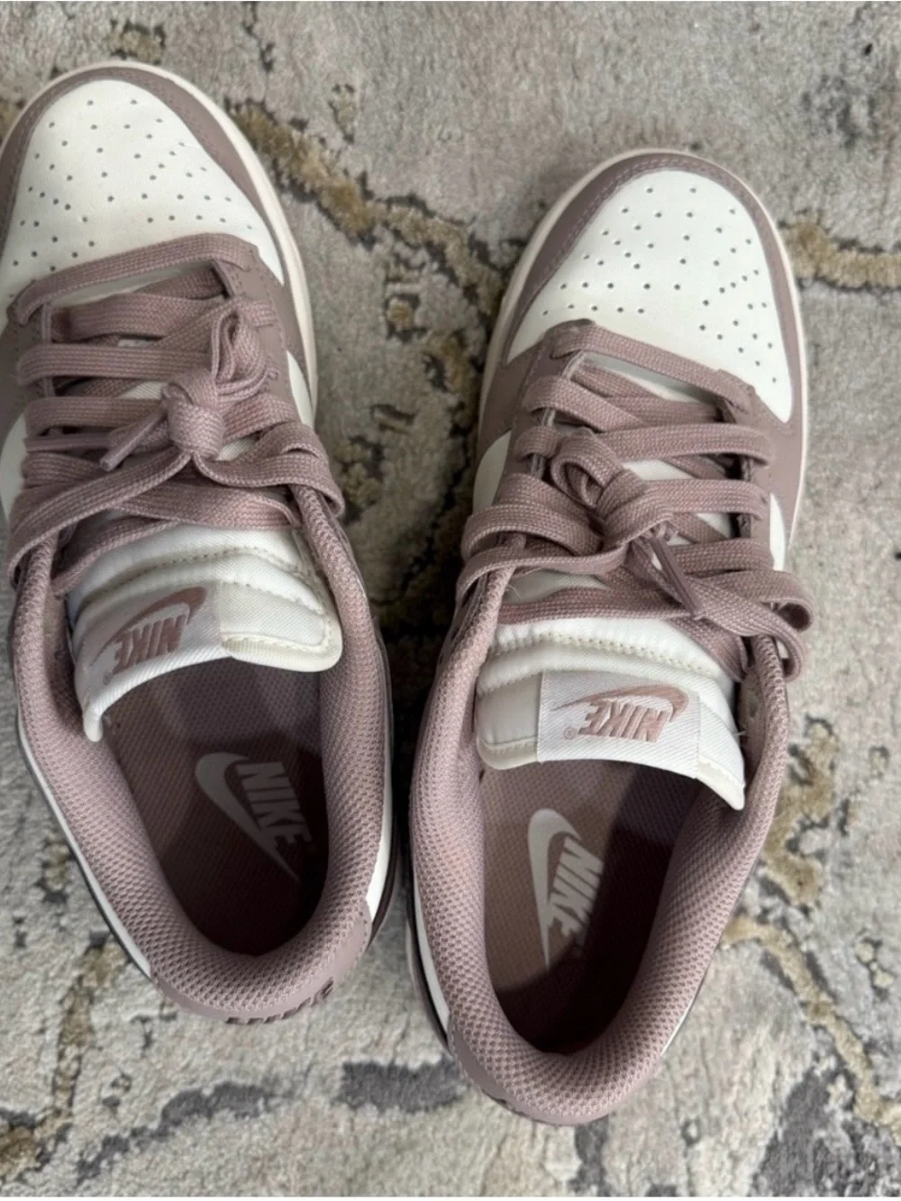 Nike Low-Top Sneakers in Mauve, White & Dark Mauve Swoosh - Picture 2 of 3